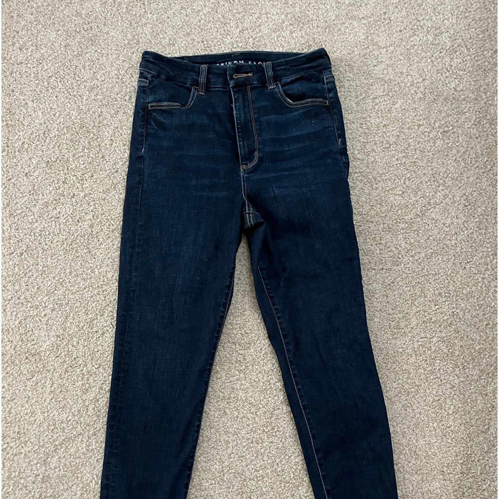 American Eagle sz 8 curvy high rise begging